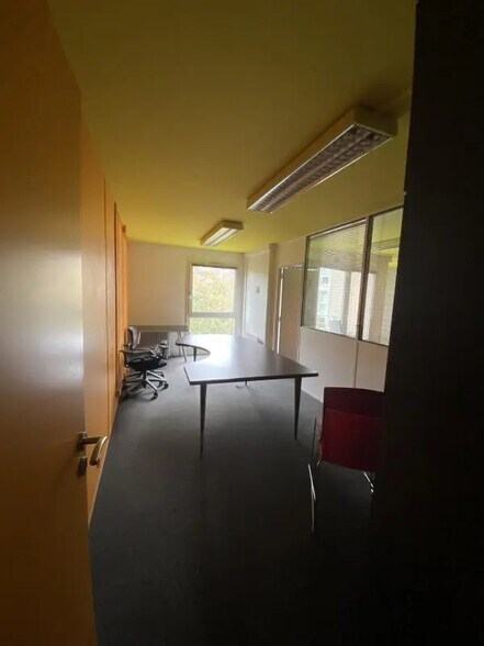 Bureau dans Orléans à louer - Photo de l’immeuble – Image 3 sur 16
