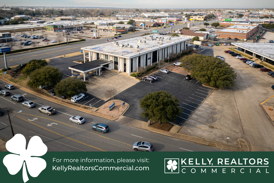 1227 N Valley Mills Dr, Waco, TX à louer - Photo de l’immeuble – Image 2 sur 4
