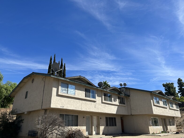 5703 Fairfax Rd, Bakersfield, CA à vendre - Photo de l’immeuble – Image 3 sur 3
