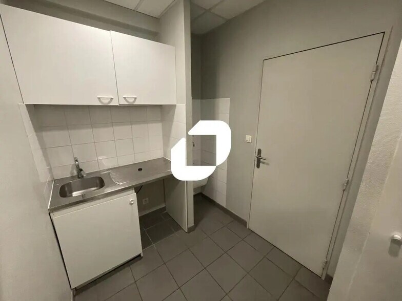 34-36 Rue Général Leclerc, Épernay à louer - Photo de l’immeuble – Image 2 sur 11