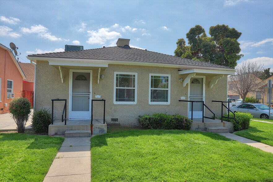 1004 W Clark Ave, Burbank, CA à louer - Photo de l’immeuble – Image 2 sur 25