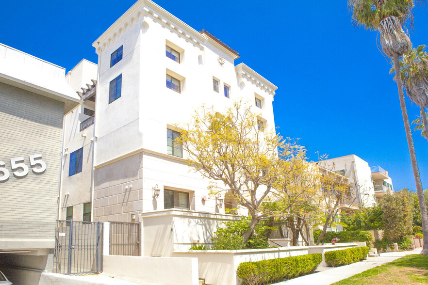 11649 Mayfield Ave, Los Angeles, CA à vendre - Photo de l’immeuble – Image 3 sur 25