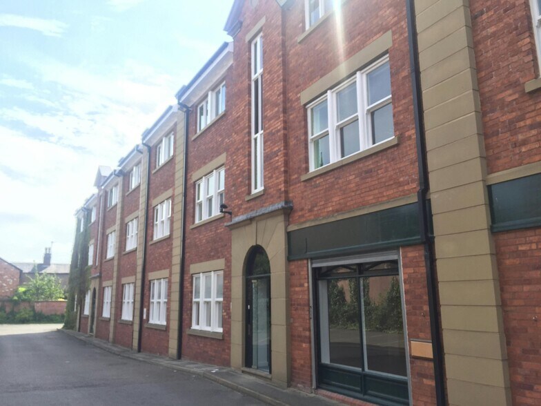 Chestergate, Macclesfield à louer - Photo de l’immeuble – Image 3 sur 10