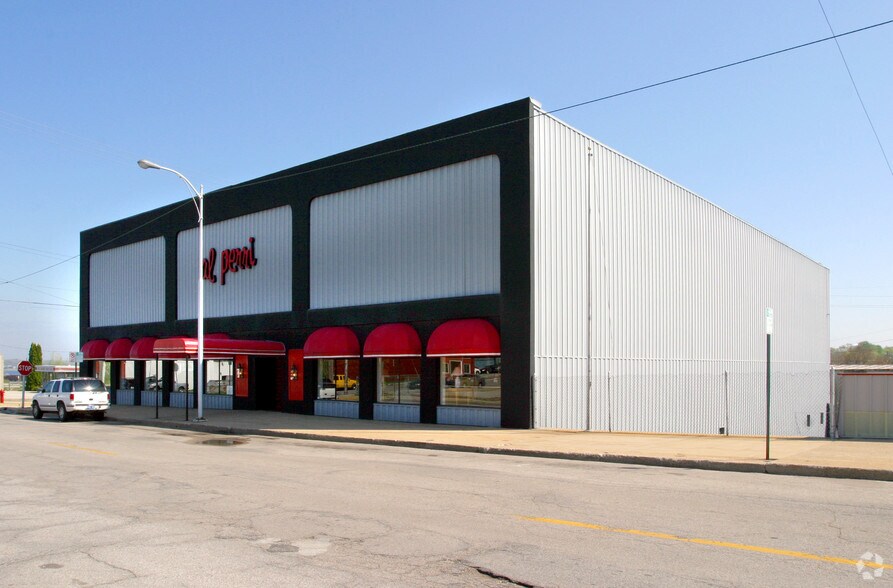 794 Pine St, Muskegon, MI à louer - Photo de l’immeuble – Image 2 sur 55