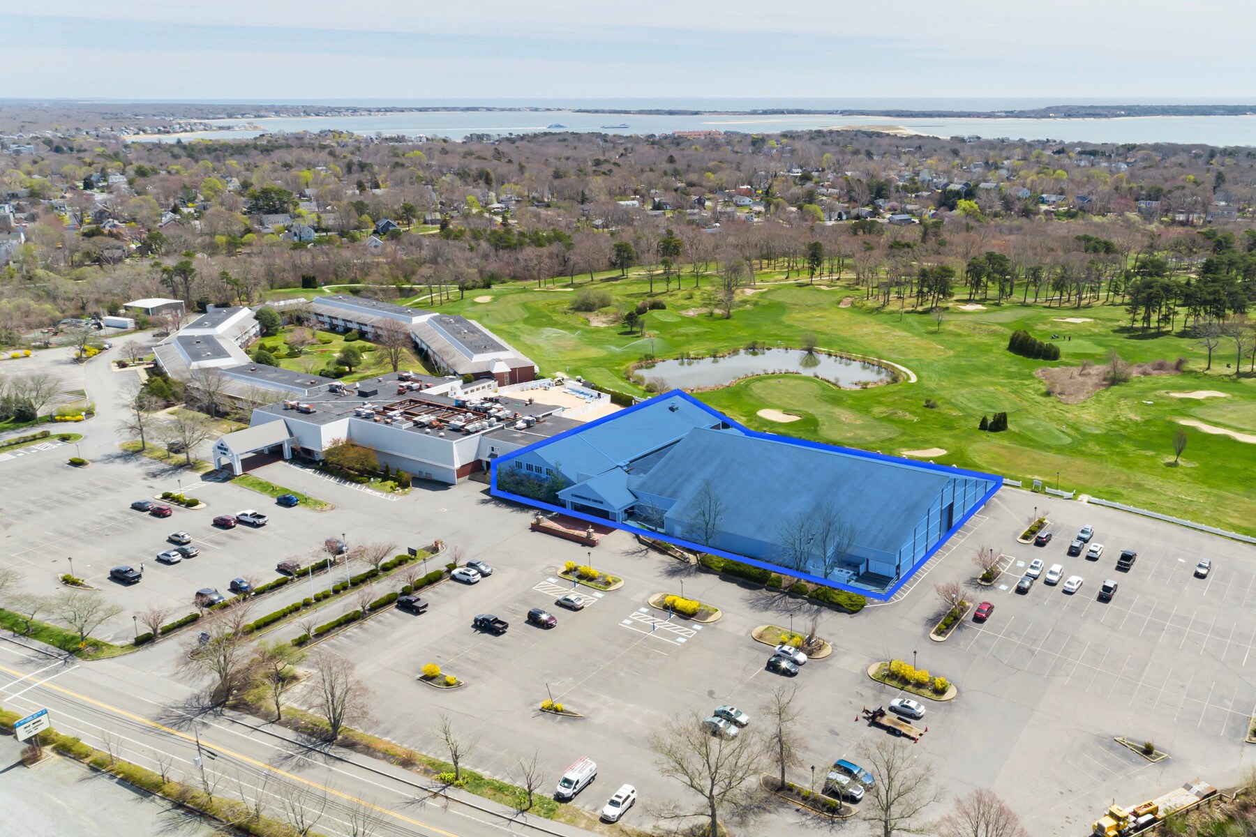 35 Scudder Ave, Hyannis, MA à louer Photo de l’immeuble– Image 1 sur 2