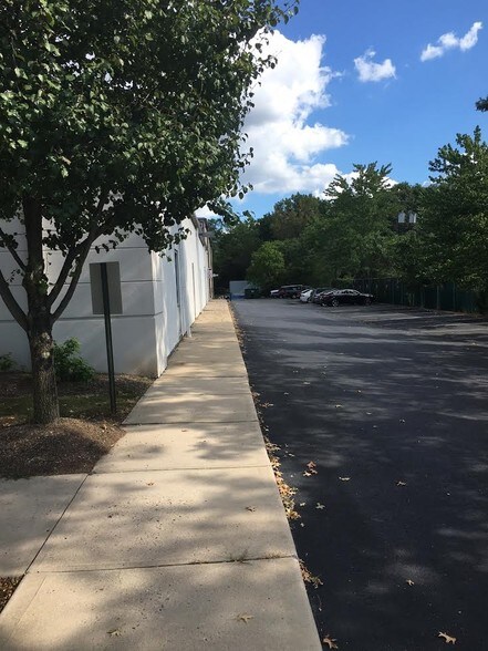 2850 Brunswick Pike, Lawrenceville, NJ à vendre - Photo de l’immeuble – Image 3 sur 21