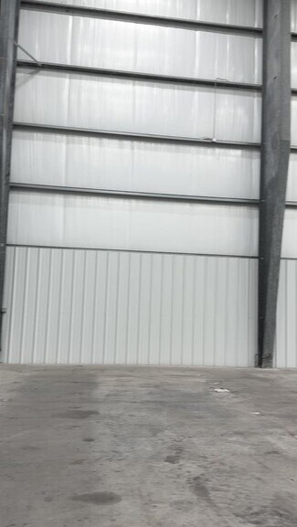 Plus de détails pour 103 Industrial Park Blvd, Hitchcock, TX - Industriel/Logistique à louer