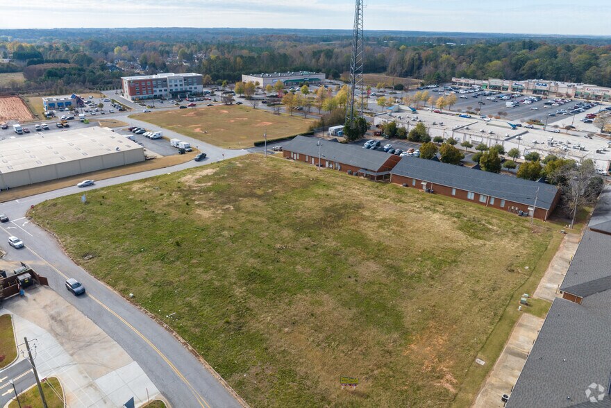 1435 N Expressway, Griffin, GA à vendre - Photo de l’immeuble – Image 2 sur 3