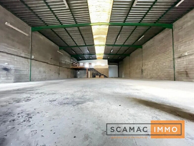 Bureau dans Wissous à louer - Photo de l’immeuble – Image 1 sur 9