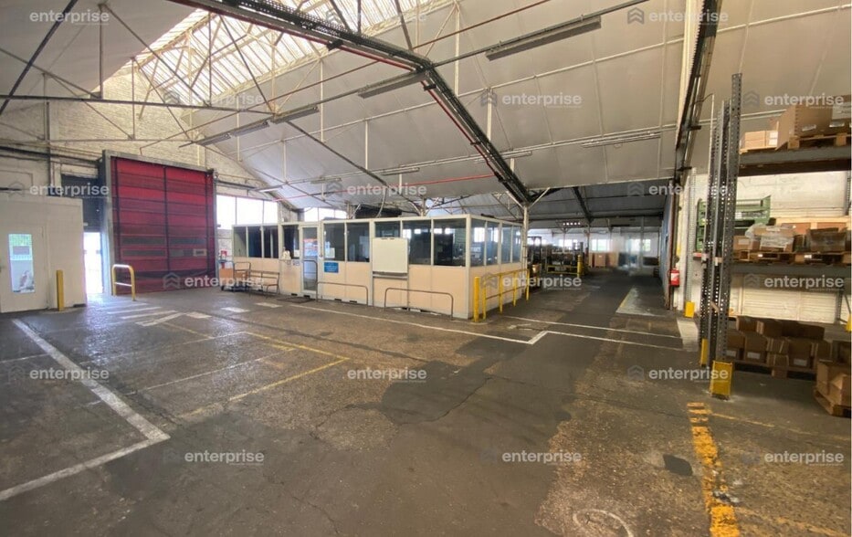 Industriel/Logistique dans Noyon à louer - Photo de l’immeuble – Image 3 sur 8