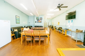 11-23 Bannard St, Freehold, NJ à louer Photo intérieure– Image 1 sur 16