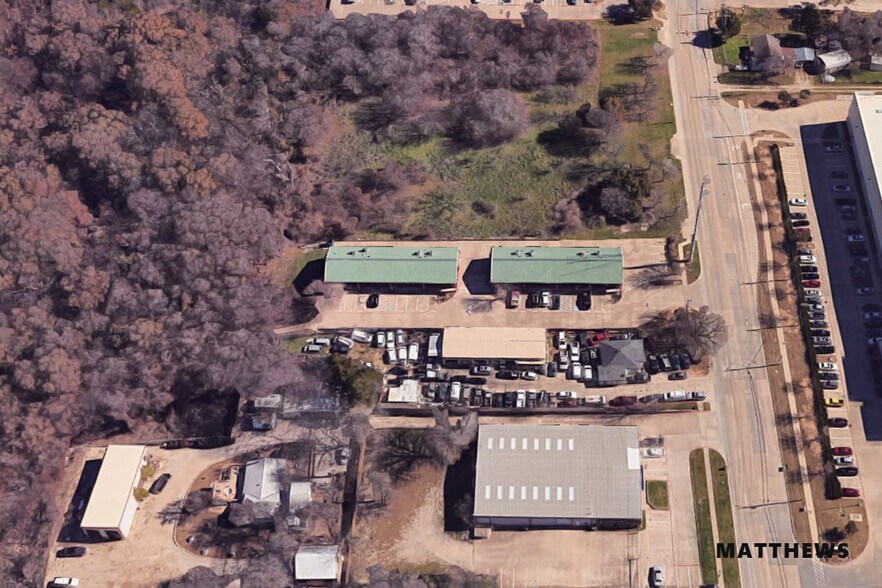 519 Bennett Ln, Lewisville, TX à louer - Photo de l’immeuble – Image 1 sur 4