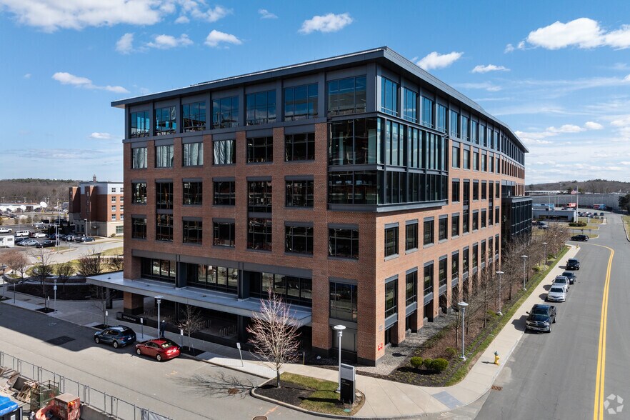 400 First Ave, Needham, MA à louer - Photo de l’immeuble – Image 1 sur 6