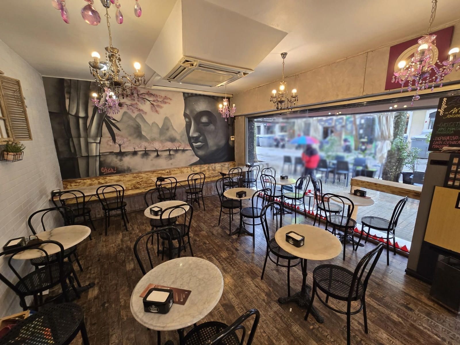 Local commercial dans Barcelone, Barcelona à louer Photo intérieure– Image 1 sur 11