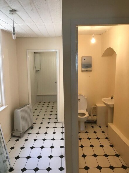 227 Southwick Rd, Sunderland à louer - Photo de l’immeuble – Image 3 sur 3