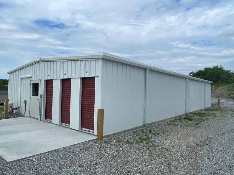230 Commerce Dr, Leitchfield, KY à vendre - Photo de l’immeuble – Image 2 sur 2