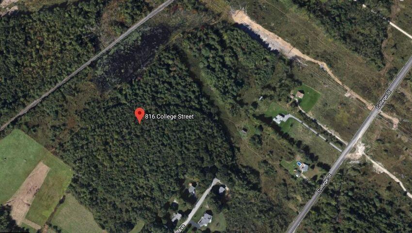 832 College St, Lewiston, ME à vendre Aérien– Image 1 sur 11