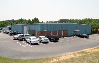 2362 S Pine St, Spartanburg, SC à louer Photo de l’immeuble– Image 1 sur 13