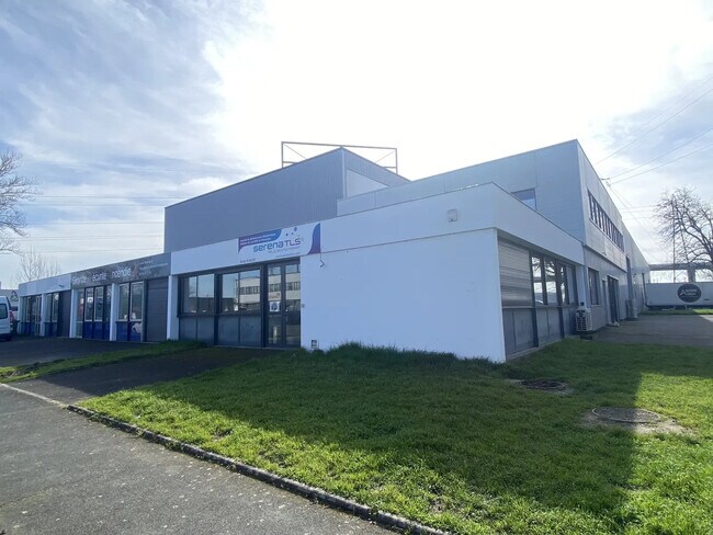 Plus de détails pour 14-16 Rue Edouard Faure, Bordeaux - Bureau à louer