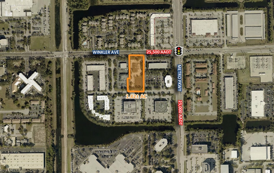 2850 Winkler Ave, Fort Myers, FL à vendre - Photo principale – Image 1 sur 2