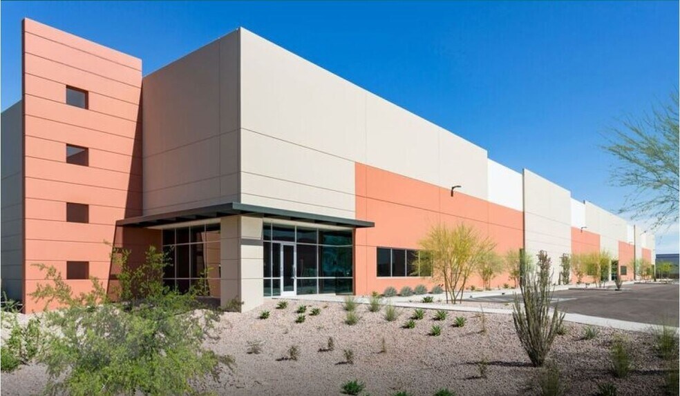 23325 N 23rd Ave, Phoenix, AZ à louer - Photo de l’immeuble – Image 2 sur 6