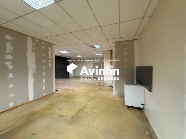 Industriel/Logistique dans Domont à louer - Photo intérieure – Image 2 sur 2