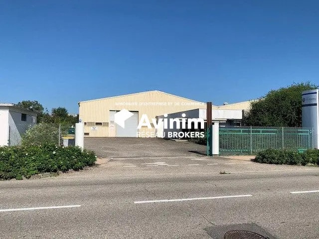 Industriel/Logistique dans Bourg-en-Bresse à vendre Photo de l’immeuble– Image 1 sur 9