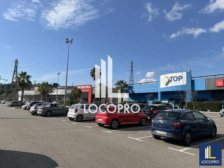 117 Traverse De La Montre, Marseille à louer - Photo de l’immeuble – Image 3 sur 5