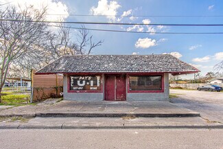 Plus de détails pour 512 Sodville St, Sinton, TX - Sports et loisirs à vendre