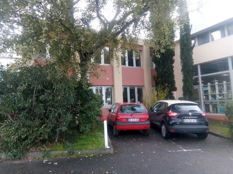 4 Boulevard Gueidon, Marseille à louer - Photo de l’immeuble – Image 1 sur 9