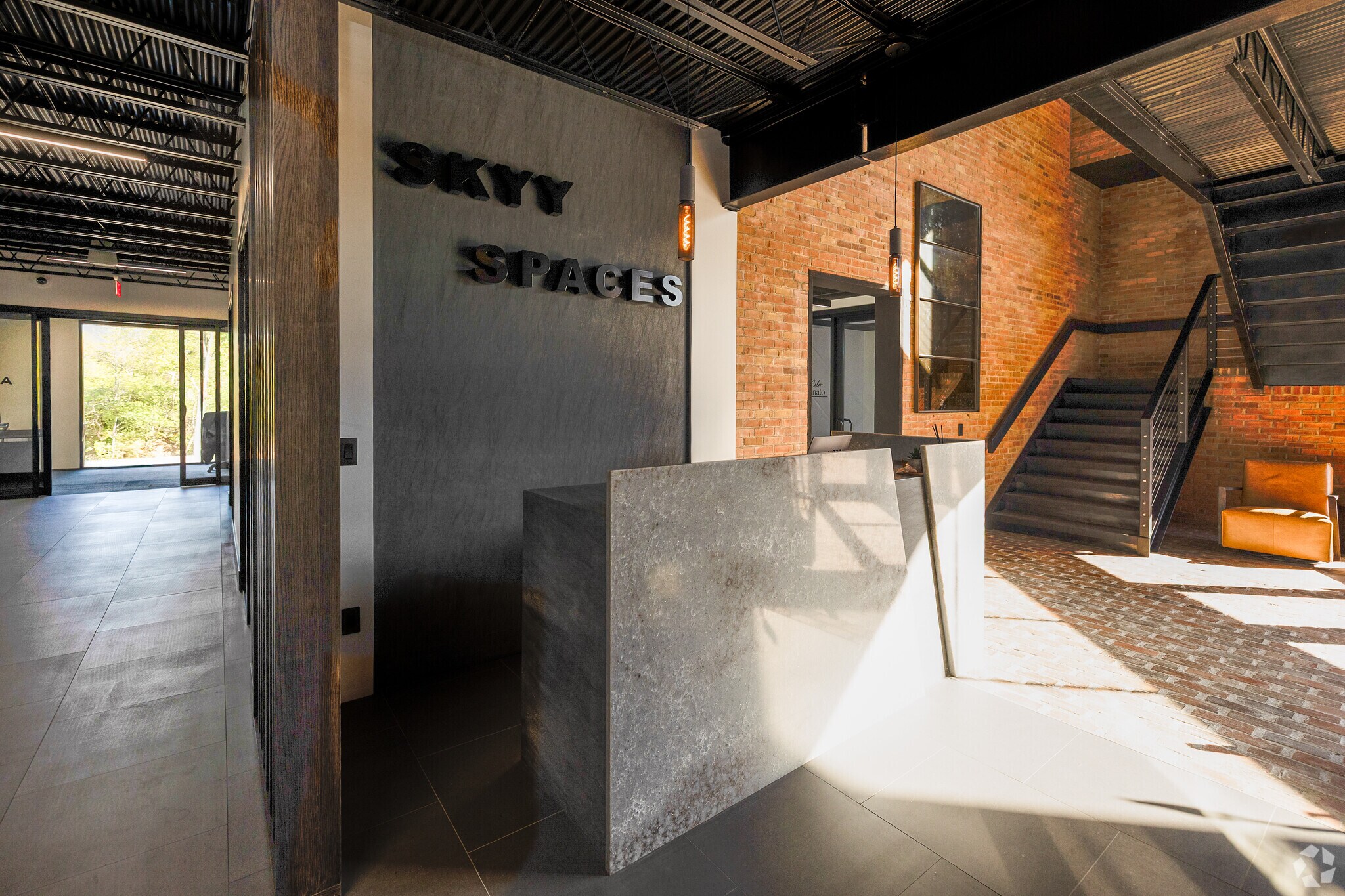 220 W Bridge St, Dublin, OH à louer Hall d’entrée– Image 1 sur 30