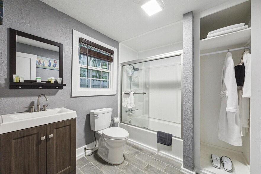 1514-1516 Market St, Galveston, TX à vendre - Photo intérieure – Image 3 sur 12