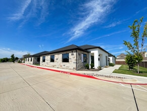 3951 Alma Rd, McKinney, TX à louer Photo intérieure– Image 2 sur 18