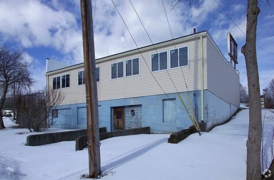272 Westfield Rd, Holyoke, MA à vendre - Photo de l’immeuble – Image 3 sur 3