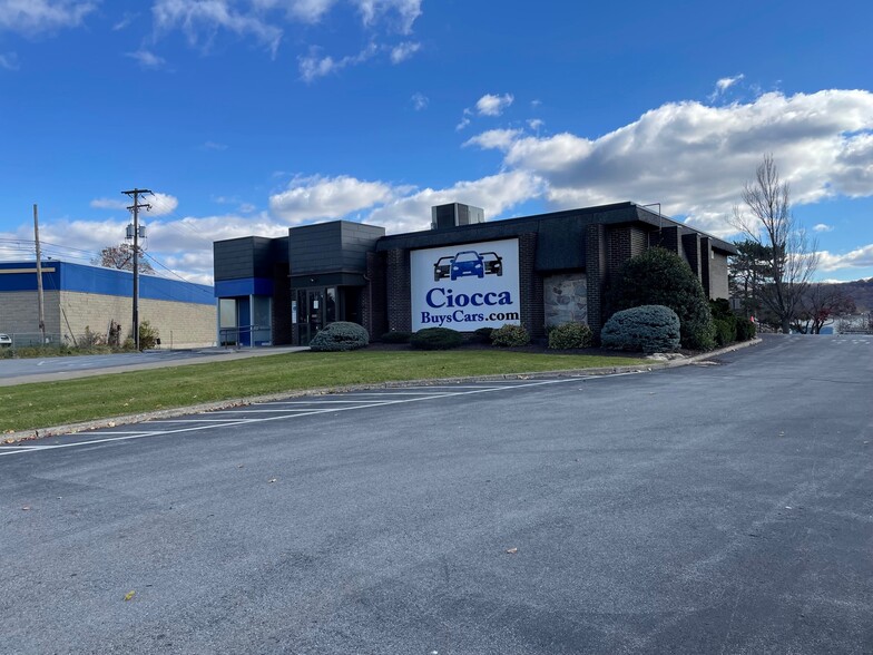 1425 Lehigh st, Allentown, PA à louer - Photo de l’immeuble – Image 2 sur 5