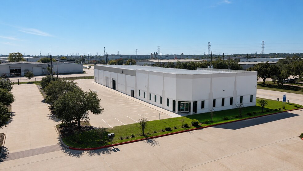 10851 Train Ct, Houston, TX à louer - Photo de l’immeuble – Image 2 sur 4