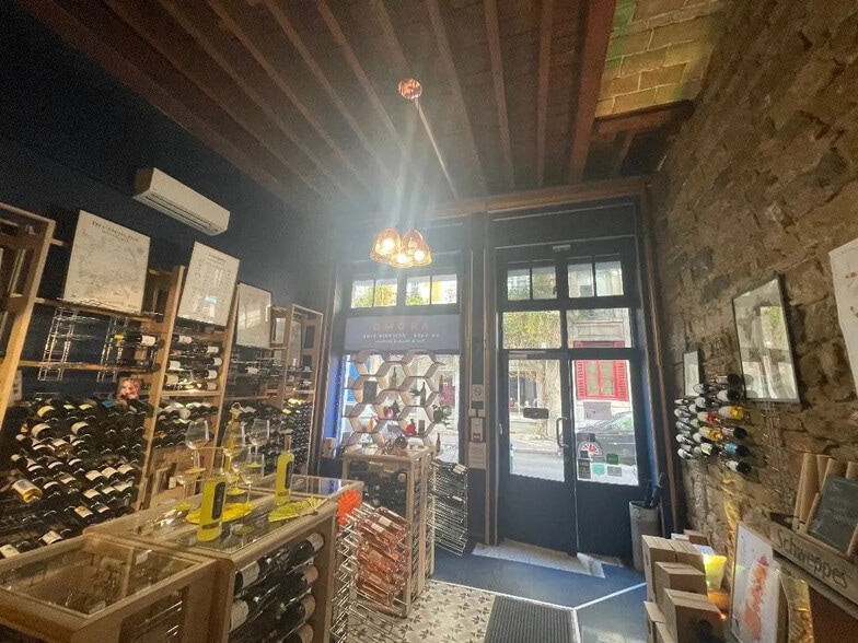 Local commercial dans Lyon à louer - Photo intérieure – Image 2 sur 4