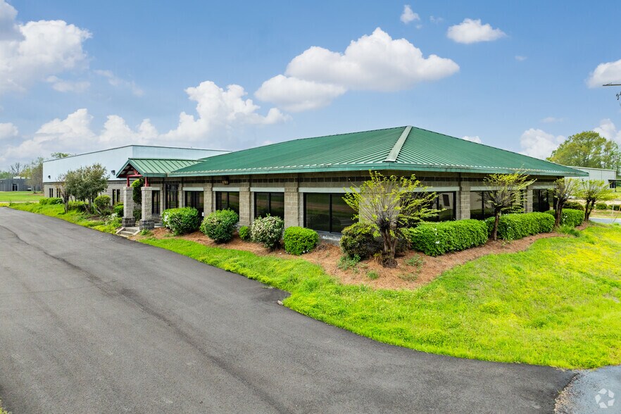 135 Industrial Dr N, Madison, MS à vendre - Photo de l’immeuble – Image 3 sur 40