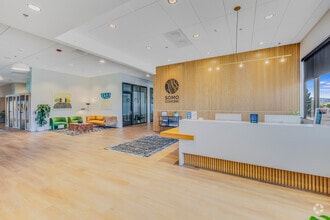 1500 Valley House Dr, Rohnert Park, CA à louer Photo intérieure– Image 1 sur 28