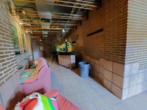 Local commercial dans Fuenlabrada, Madrid à louer Photo intérieure– Image 1 sur 4