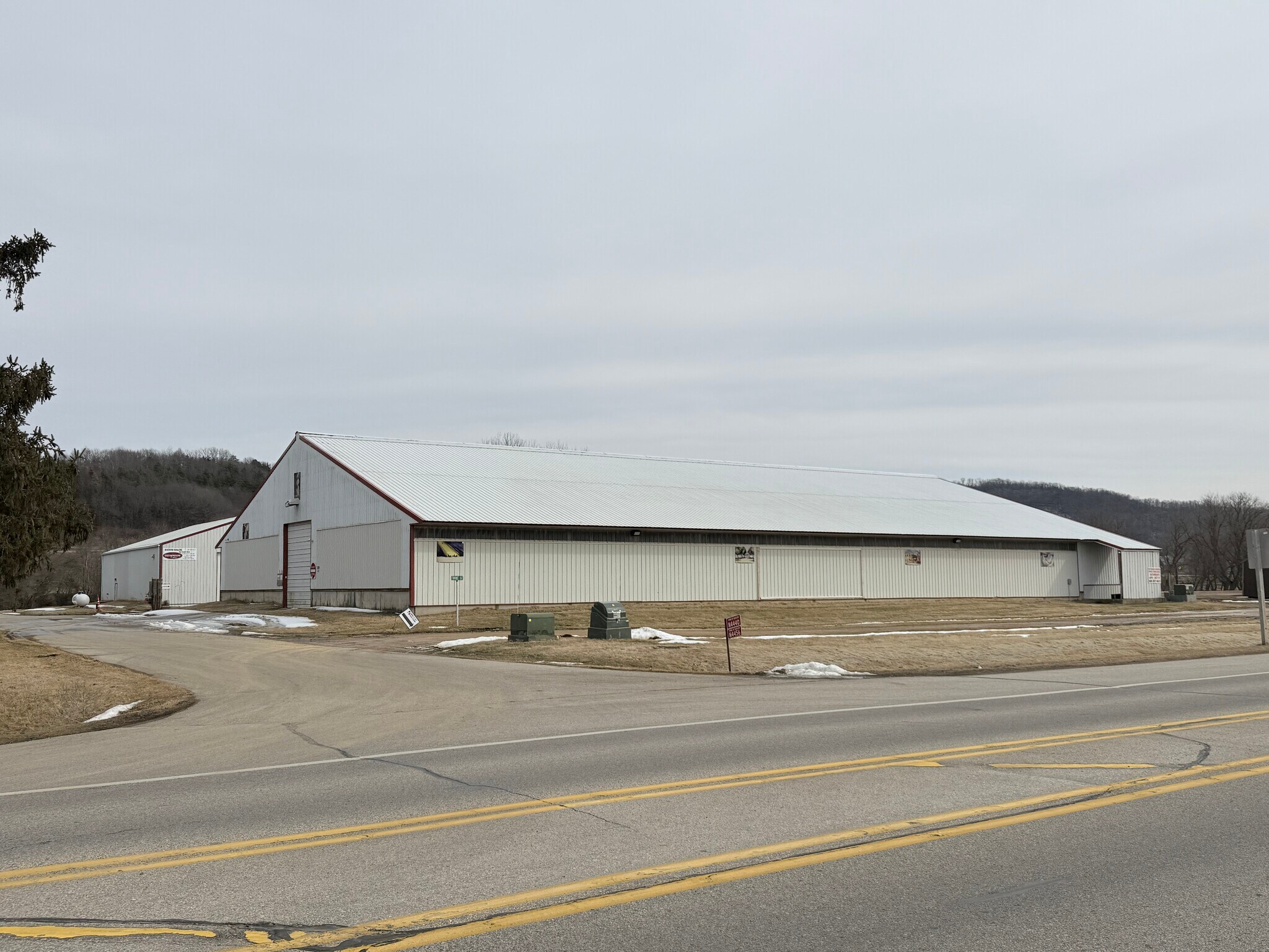 N4440 N4440 WI-162 state hwy, Bangor, WI à louer Photo principale– Image 1 sur 11