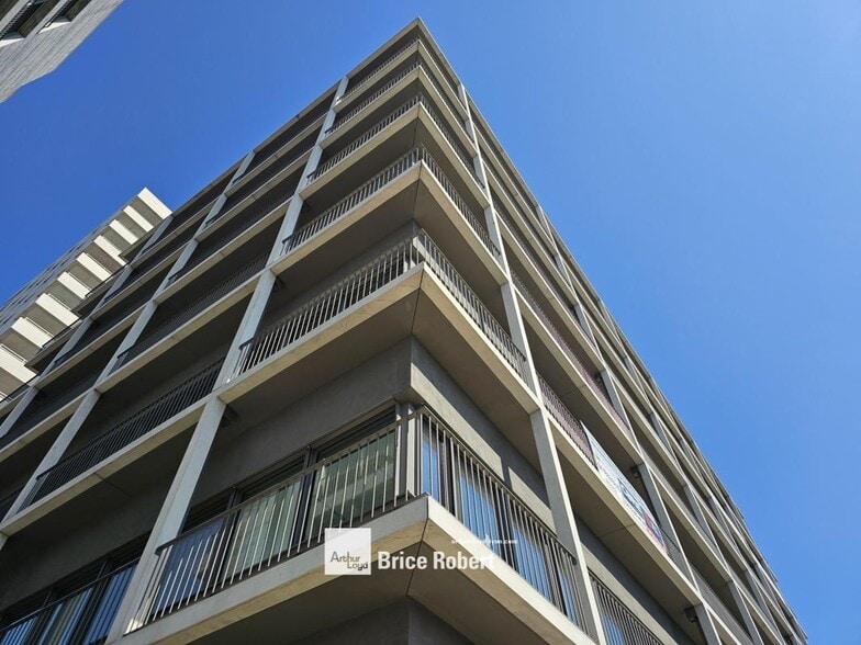 Local commercial dans Lyon à louer - Photo de l’immeuble – Image 3 sur 9