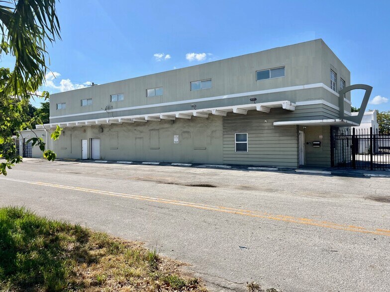 2000 N Dixie Hwy, Hollywood, FL à vendre - Photo de l’immeuble – Image 3 sur 28