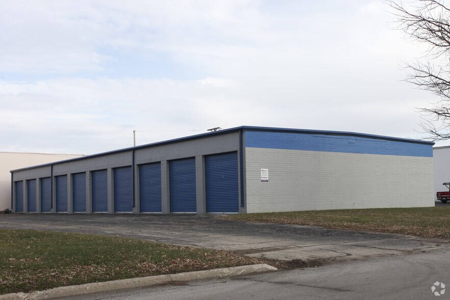 4560 Stenstrom Rd, Rockford, IL à vendre - Photo principale – Image 1 sur 3