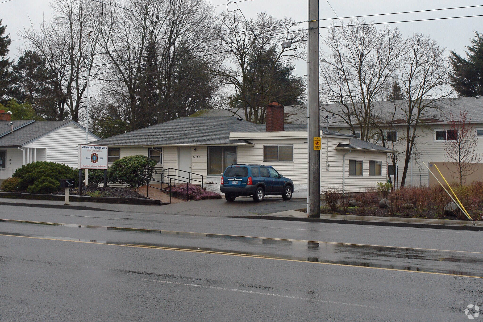 12440 NE Halsey St, Portland, OR à vendre Photo principale– Image 1 sur 6