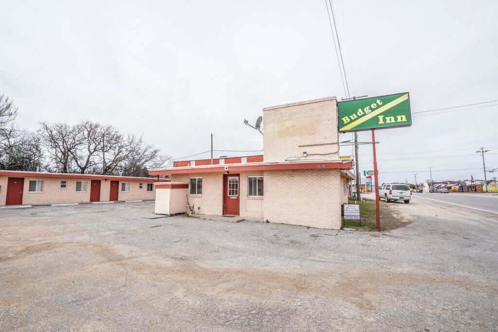 1408 E Wise St, Bowie, TX à vendre Photo principale– Image 1 sur 54