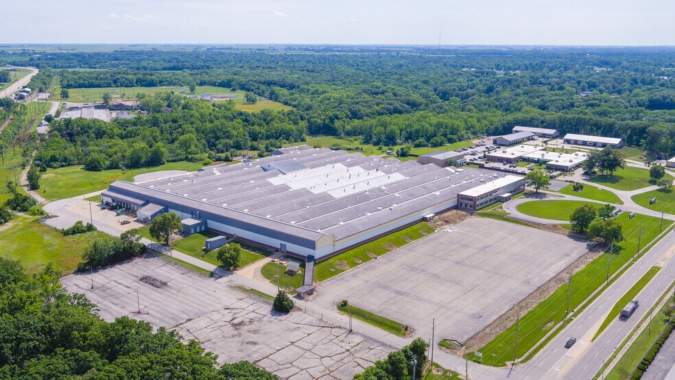 625-701 S Side Dr, Decatur, IL à louer - Photo de l’immeuble – Image 3 sur 11