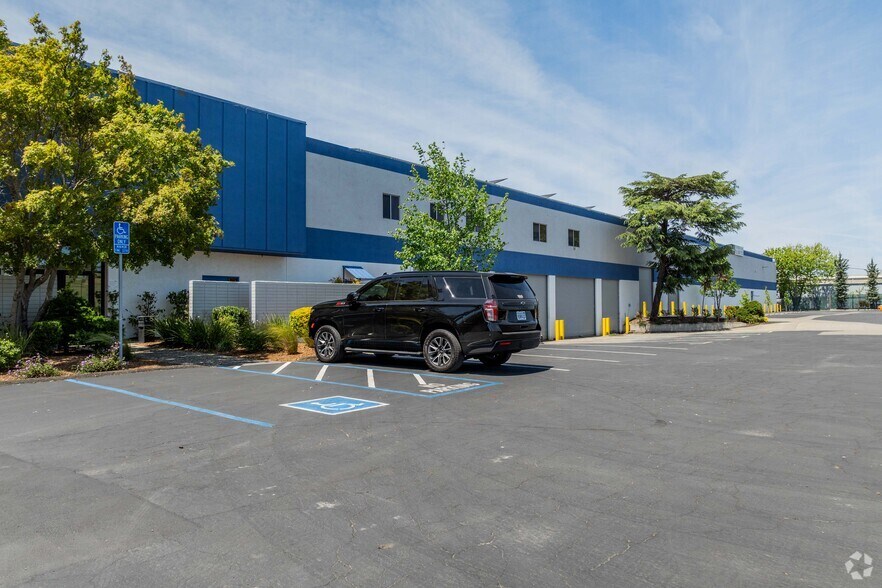 5555 Broadway, American Canyon, CA à vendre - Photo de l’immeuble – Image 3 sur 7