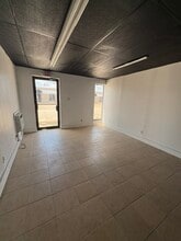 7999 Hansen Rd, Houston, TX à louer Photo intérieure– Image 1 sur 3