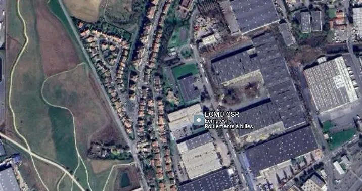 Industriel/Logistique dans Louvres à louer Photo de l’immeuble– Image 1 sur 5